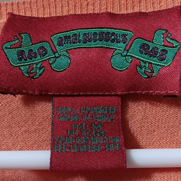 AMAL GUESSOUS..Cashmere..RARE FIND..VINTAGE 90s - Picture 7 of 9